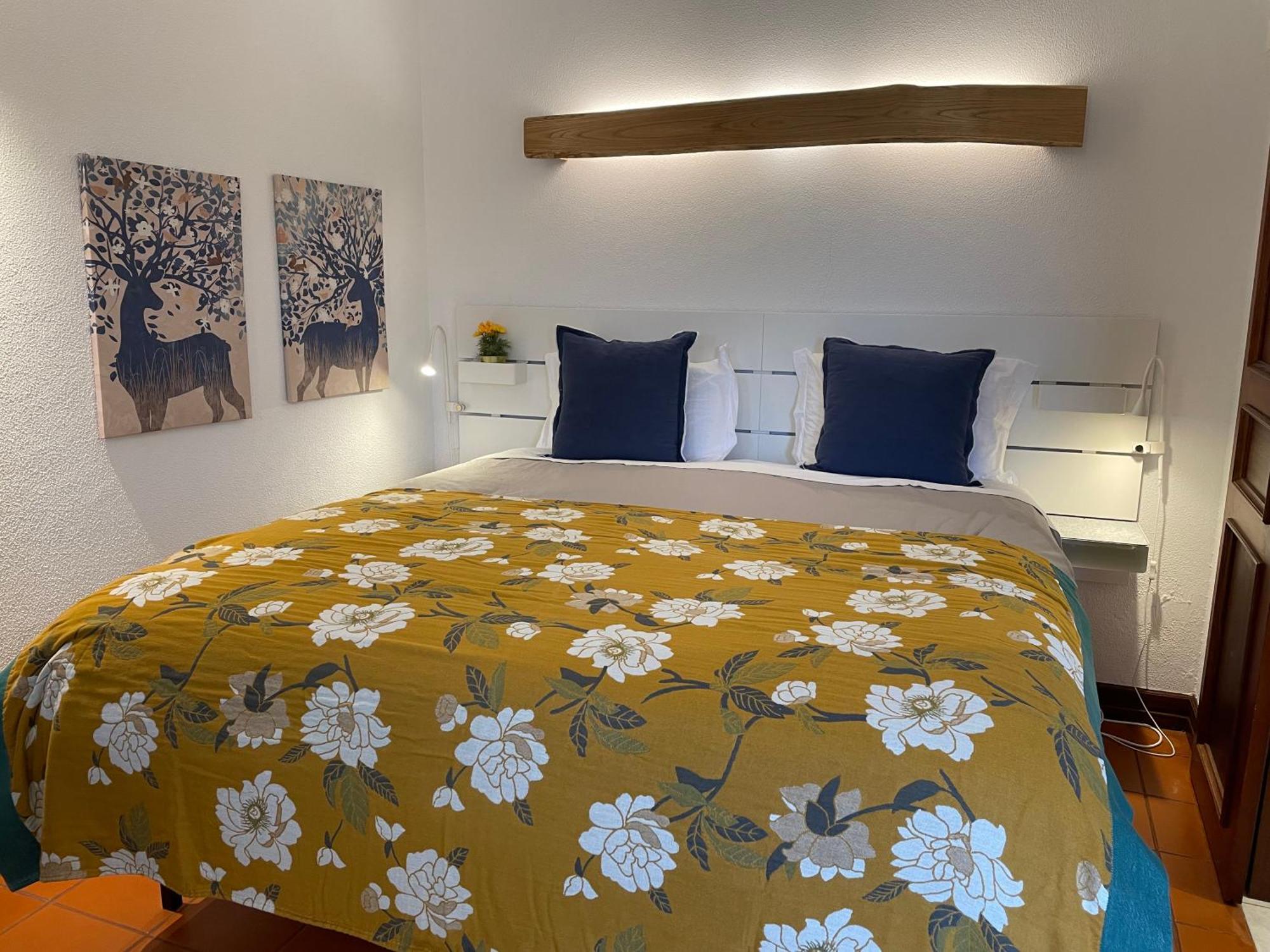 Bed and Breakfast The Quixote House à Caminha Extérieur photo